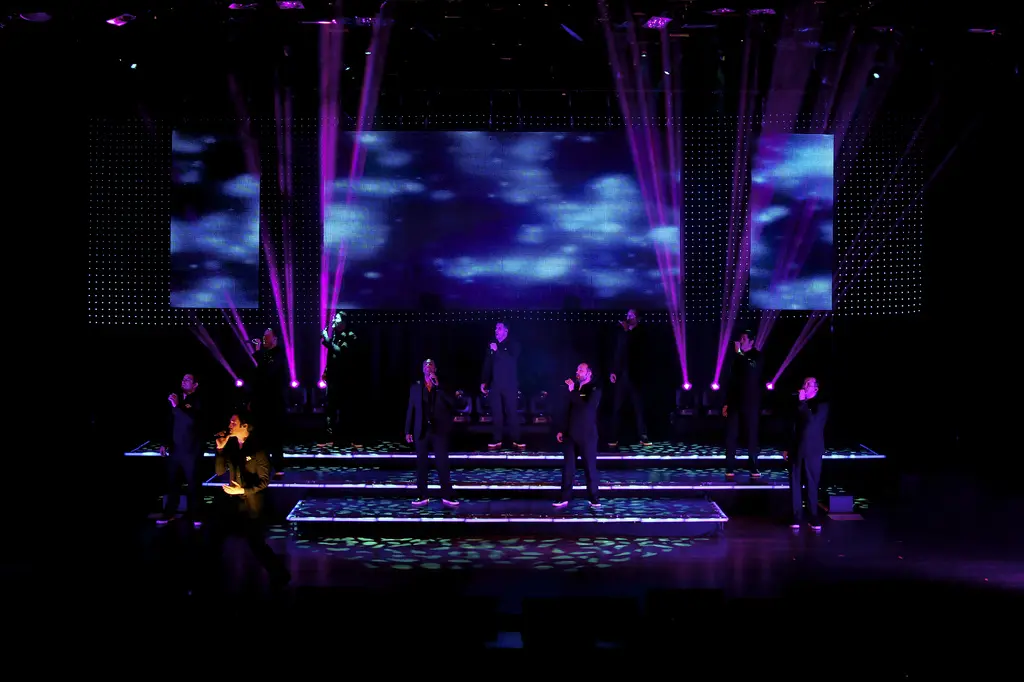 Straight-No-Chaser-03