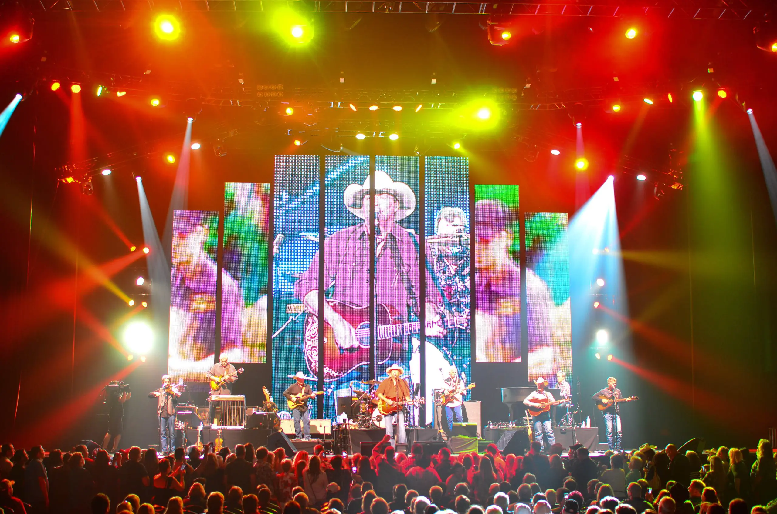 15158941399_98f13e7420_o1