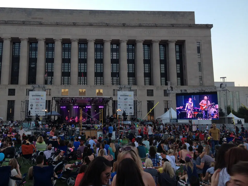 Live-on-the-Green-03