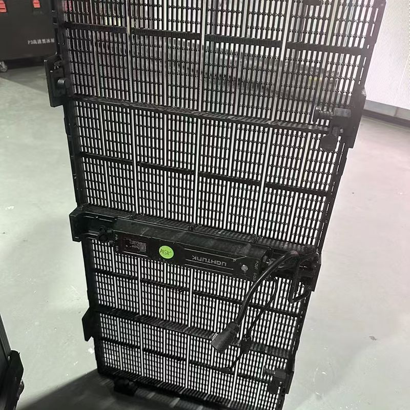 600 Square Outdoor 3.91 Transparent Screen